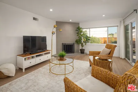 $1,099,990 | 17006 Cranbrook Avenue, Torrance, CA 90504