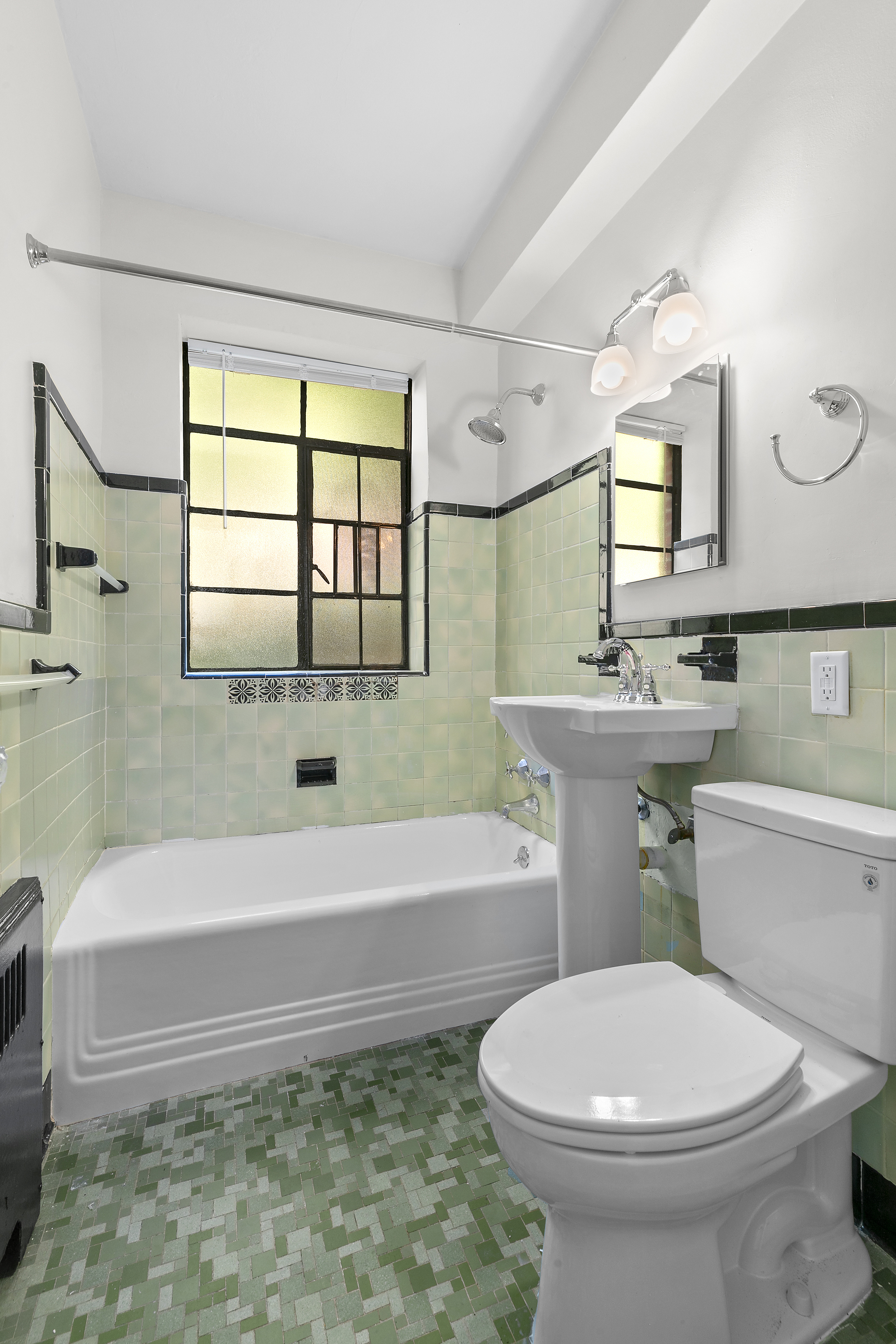 93 Strathmore Road, Unit B Brighton, MA 02135 - Photo 10 of 19