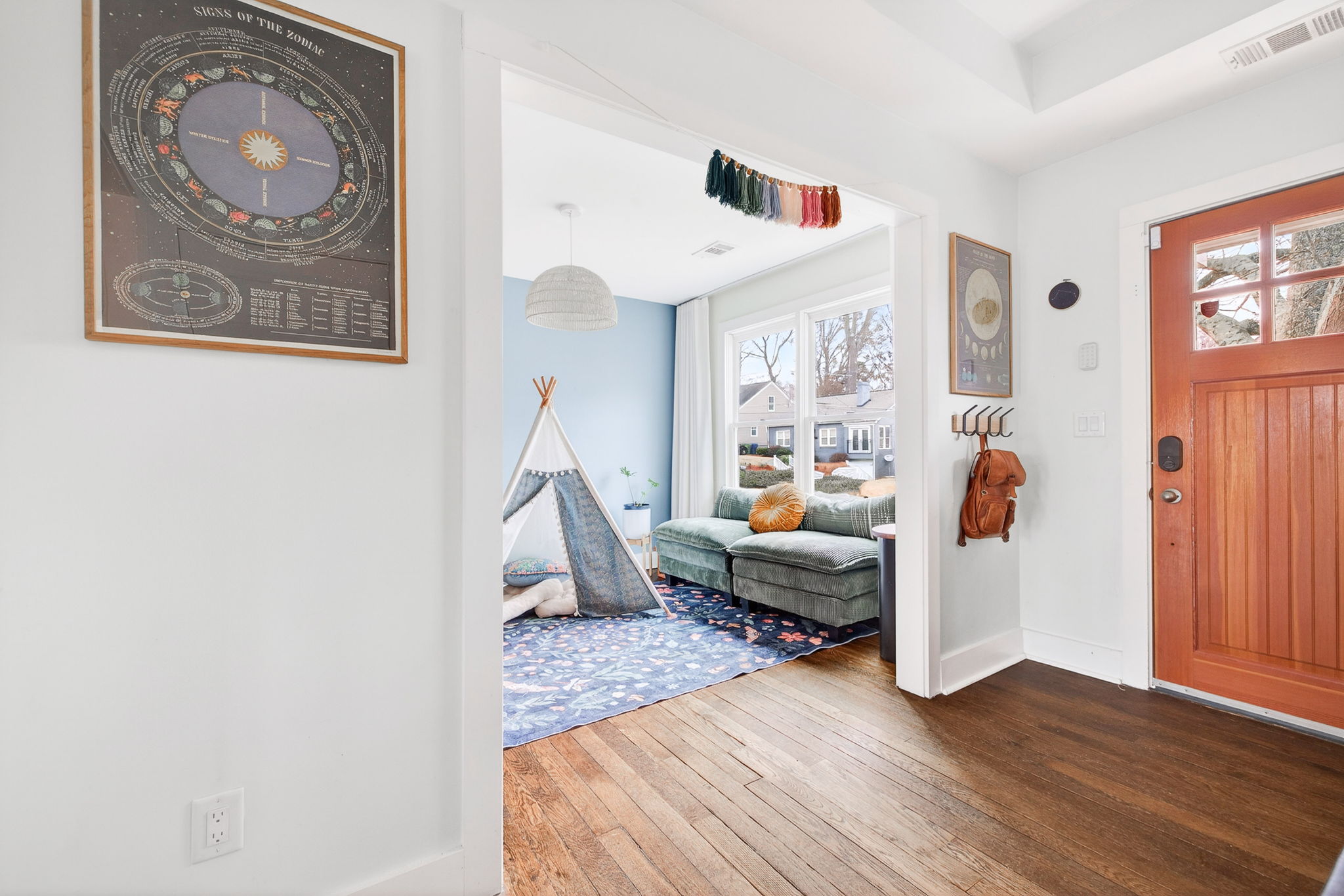 192 Sisson Avenue Northeast Atlanta, GA 30317 - Photo 2 of 25