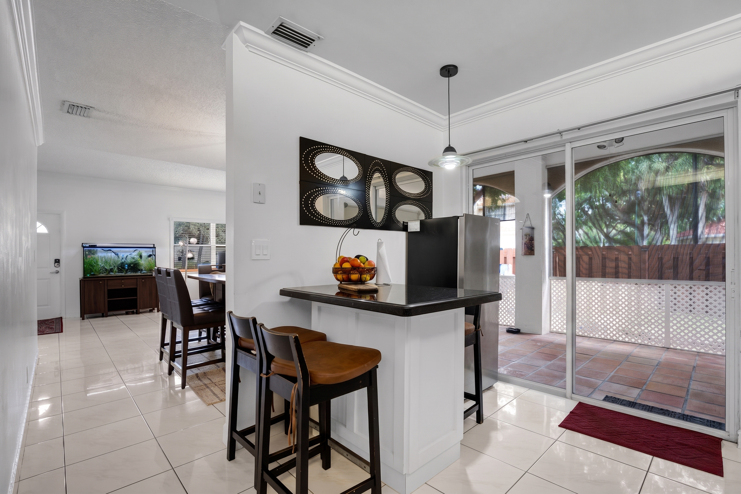 595 Racquet Club Road, Unit 74 Weston, FL 33326 - Photo 4 of 40