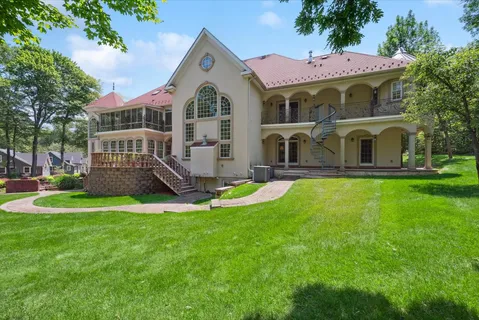 $3,945,000 | 115 Skyline Drive, Watchung, NJ 07069