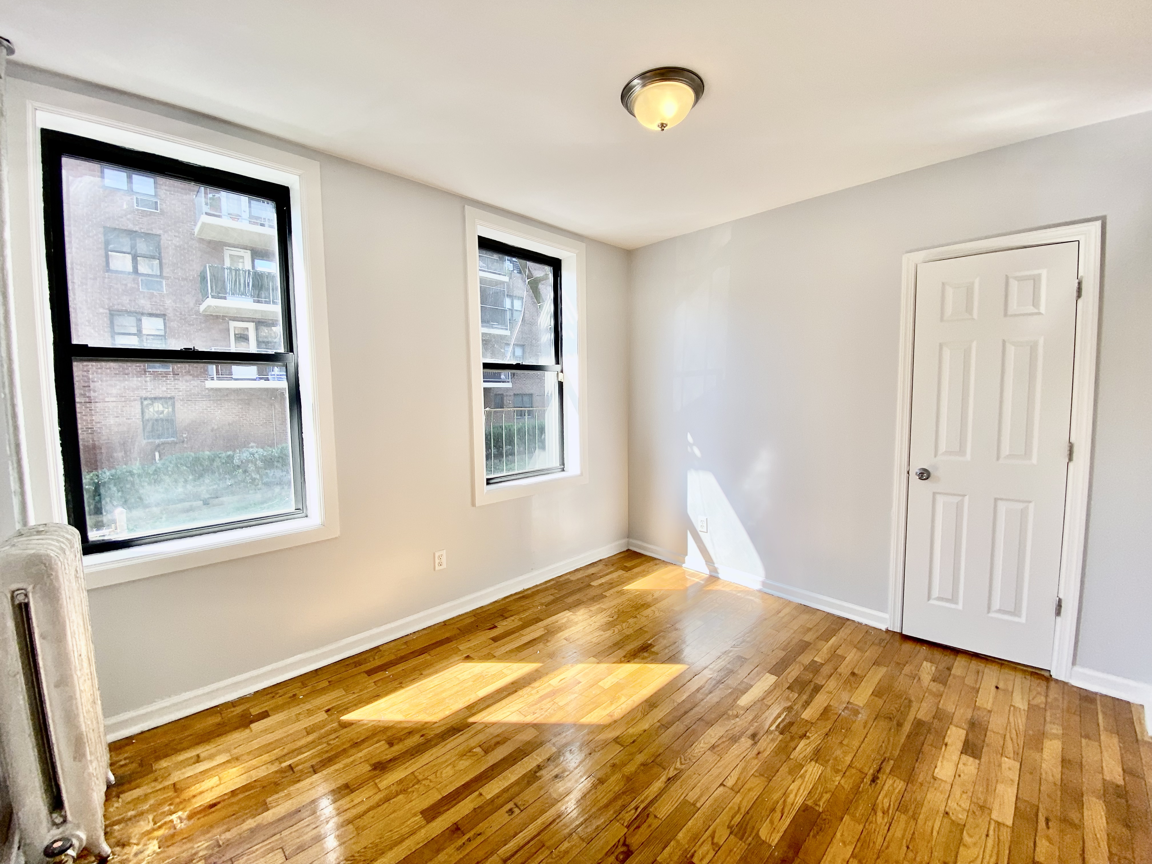 87 Post Avenue, Unit 2 Manhattan, NY 10034 - Photo 3 of 6