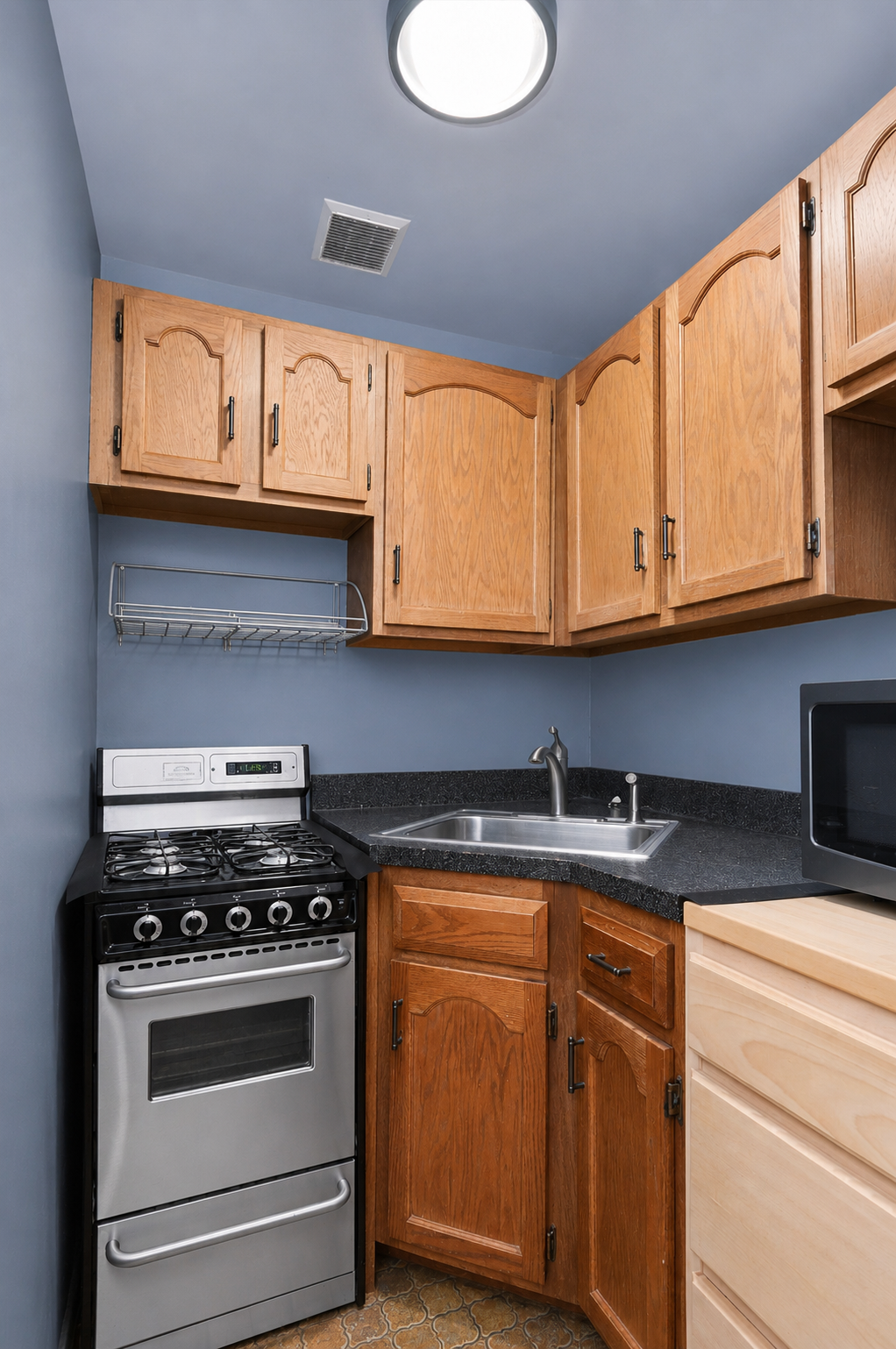 110 West 71st Street, Unit 2B Manhattan, NY 10023 - Photo 3 of 7