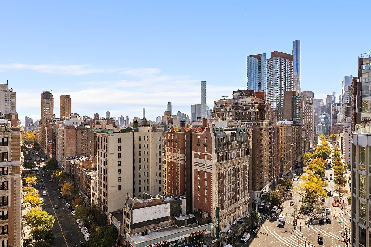 201 West 72nd Street, Unit 18B Manhattan, NY 10023 - Photo 4 of 13