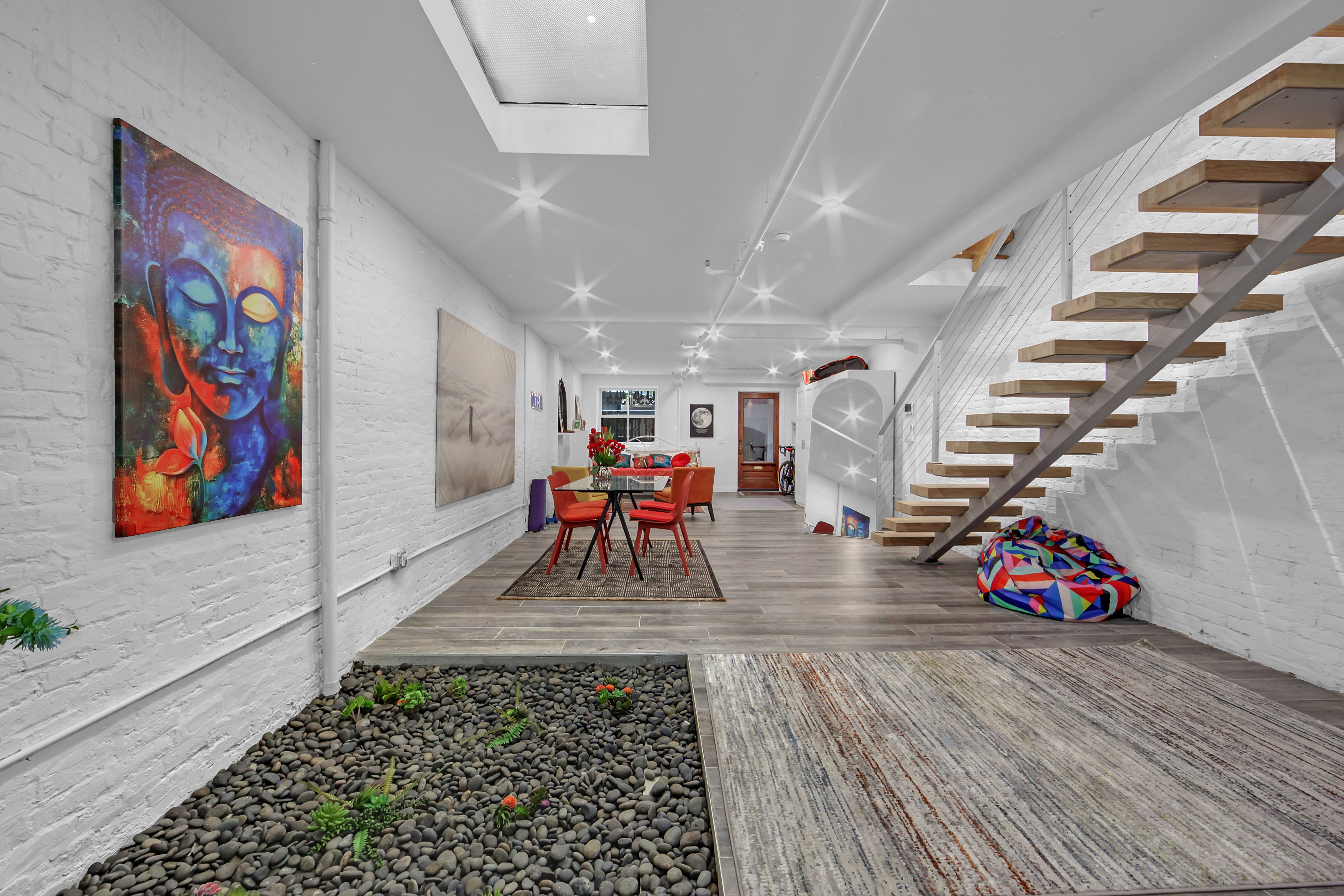 111 East 19th Street Manhattan, NY 10003 - Photo 18 of 38 Gallery Image 18