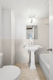 $449,000 | 25 Tudor City Place, Unit 1611 | Murray Hill