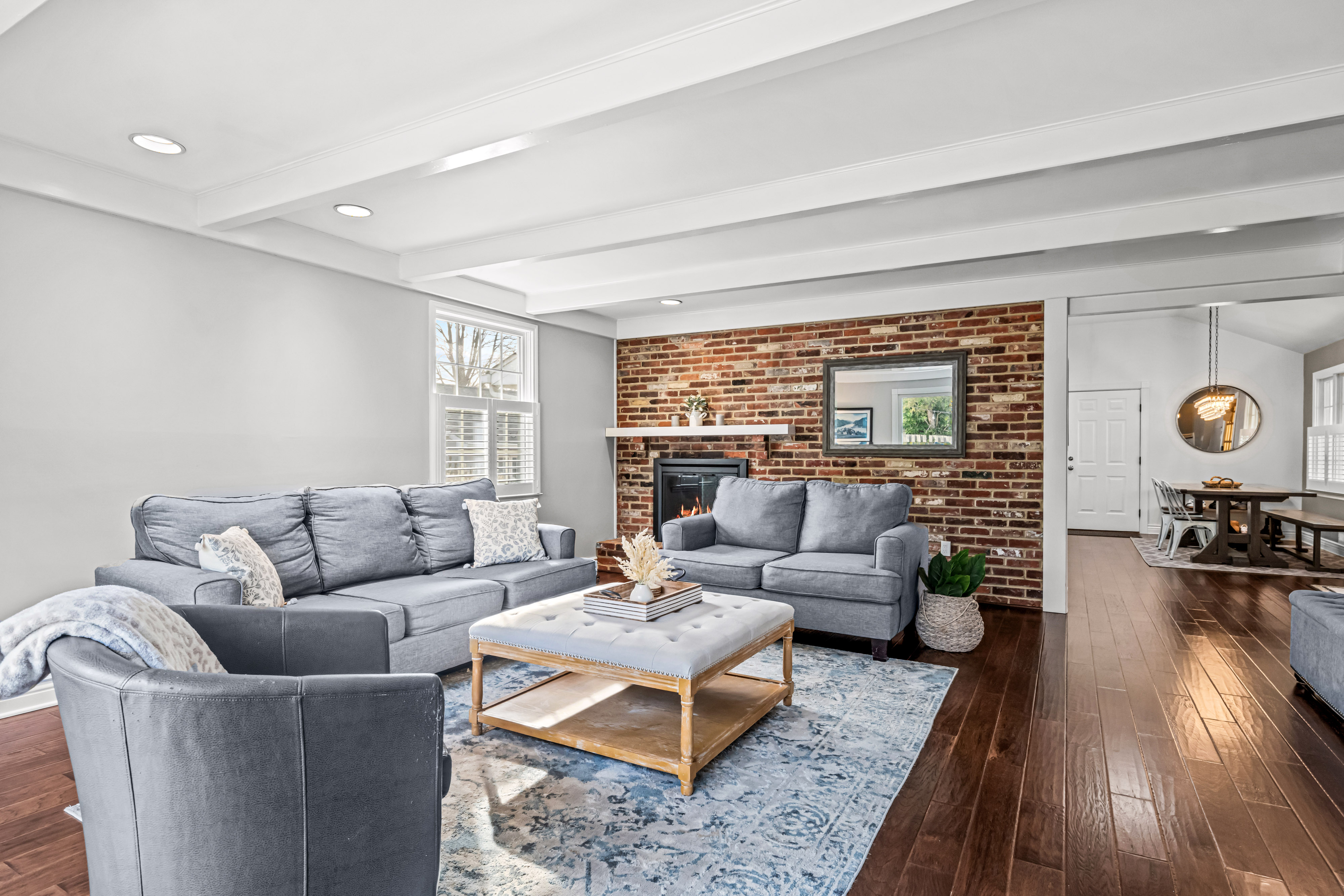 430 Pelham Road Cherry Hill, NJ 08034 - Photo 22 of 48 a living room with furniture and a large window