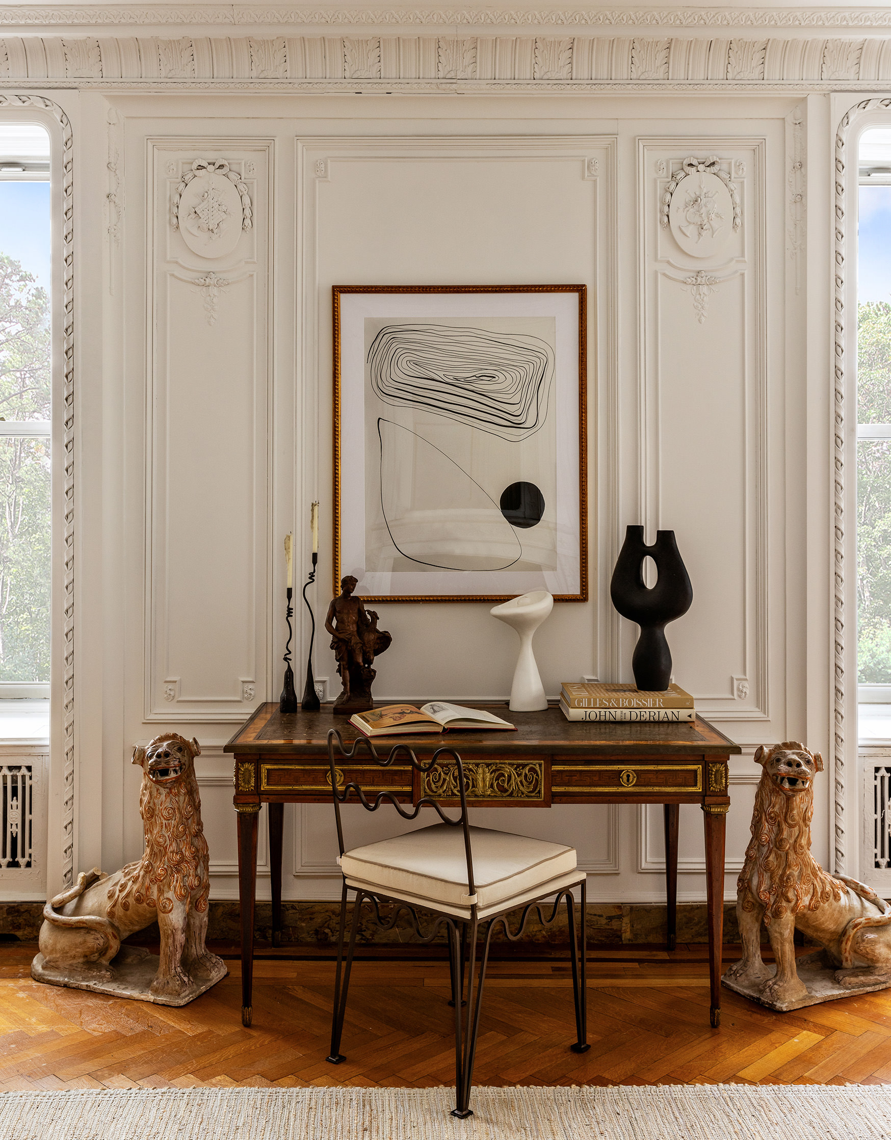 1136 5th Avenue, Unit 6A Manhattan, NY 10128 - Photo 8 of 44 a living room with furniture and wooden floor