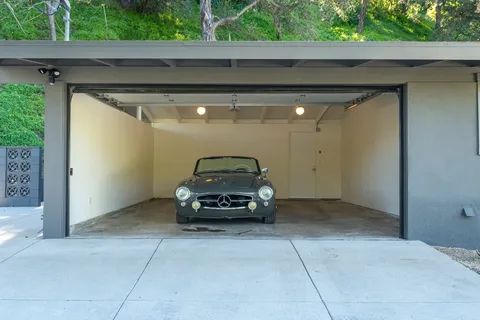 $1,499,000 | 3505 El Lado Drive, Glendale, CA 91208