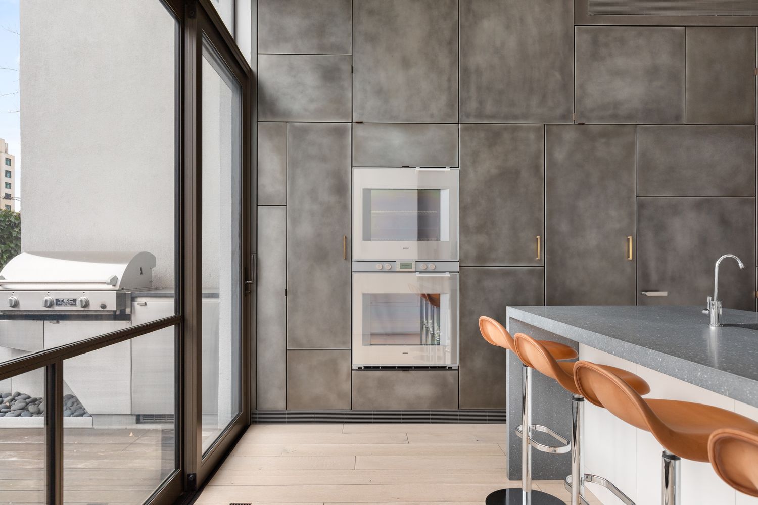 137-141 Duane Street, Unit PH Manhattan, NY 10013 - Photo 10 of 33