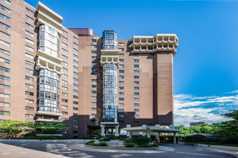 $450,000 | 1600 North Oak Street, Unit 603, Arlington, VA 22209