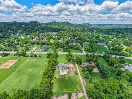 $3,200,000 | 510 Granny White Pike, Brentwood, TN 37027