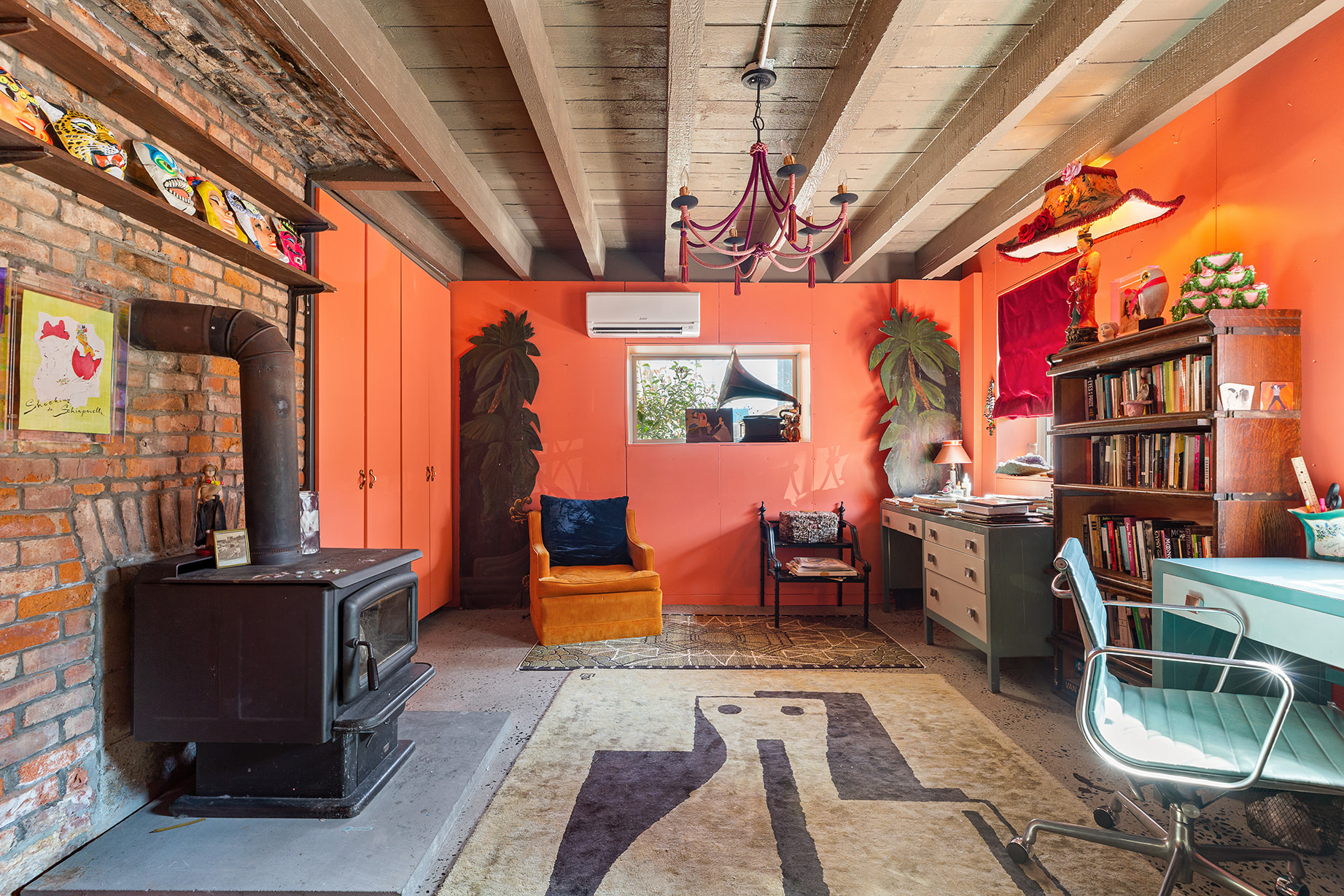 100 King Street Brooklyn, NY 11231 - Photo 15 of 21 a outdoor living space with furniture