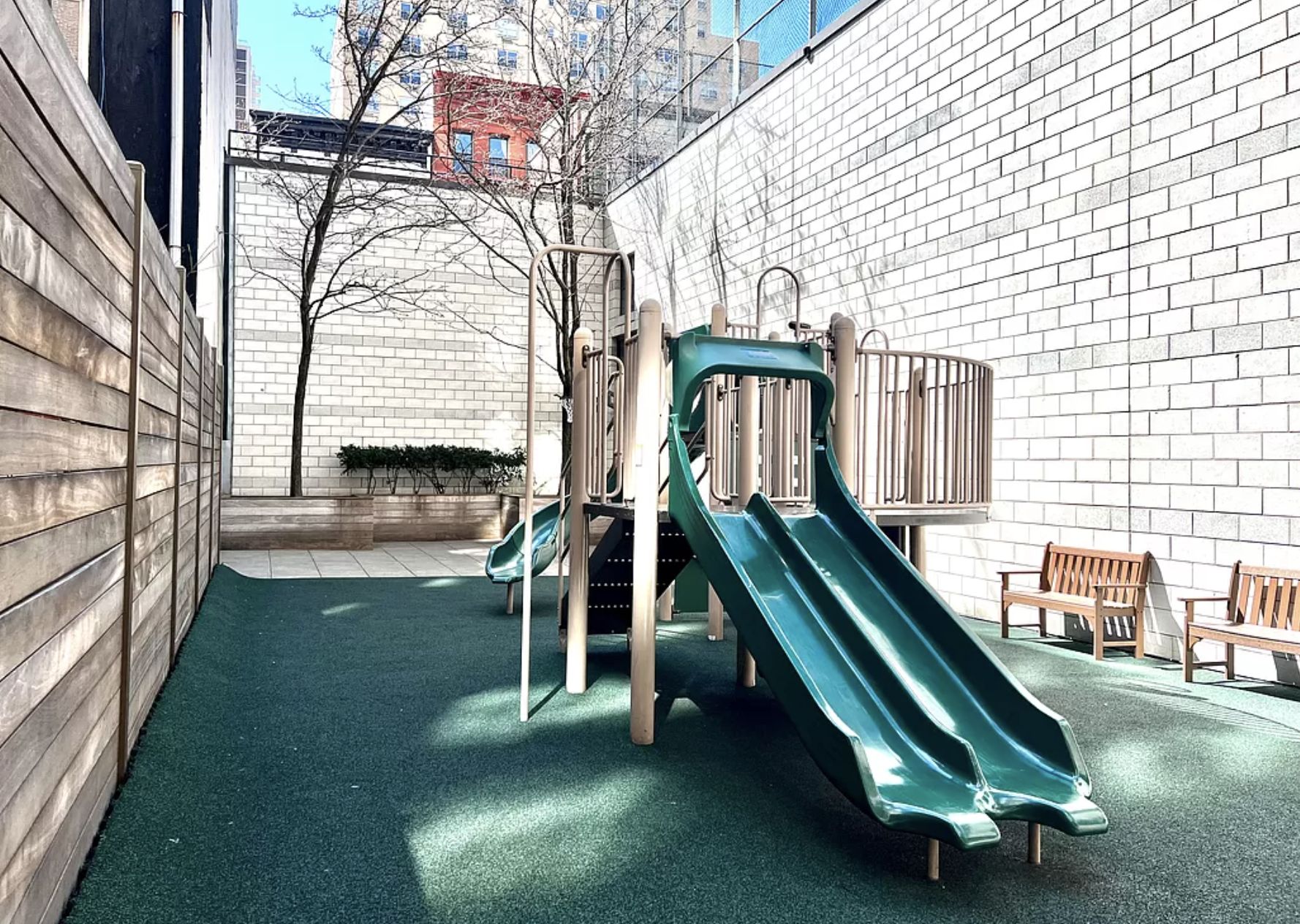 360 East 88th Street, Unit 34A Manhattan, NY 10128 - Photo 33 of 35