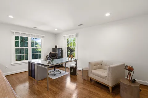 Contact Agent | 5313 Massachusetts Avenue, Bethesda, MD 20816