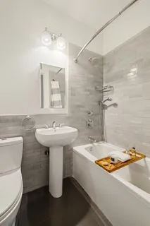 $1,695,000 | 422 2nd Street, Unit 4 | Park Slope