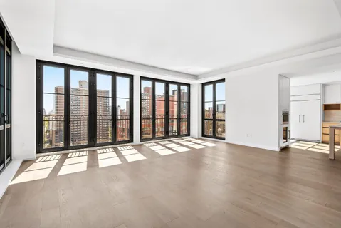 $5,475,000 | 250 West 96th Street, Unit 18C | Upper West Side