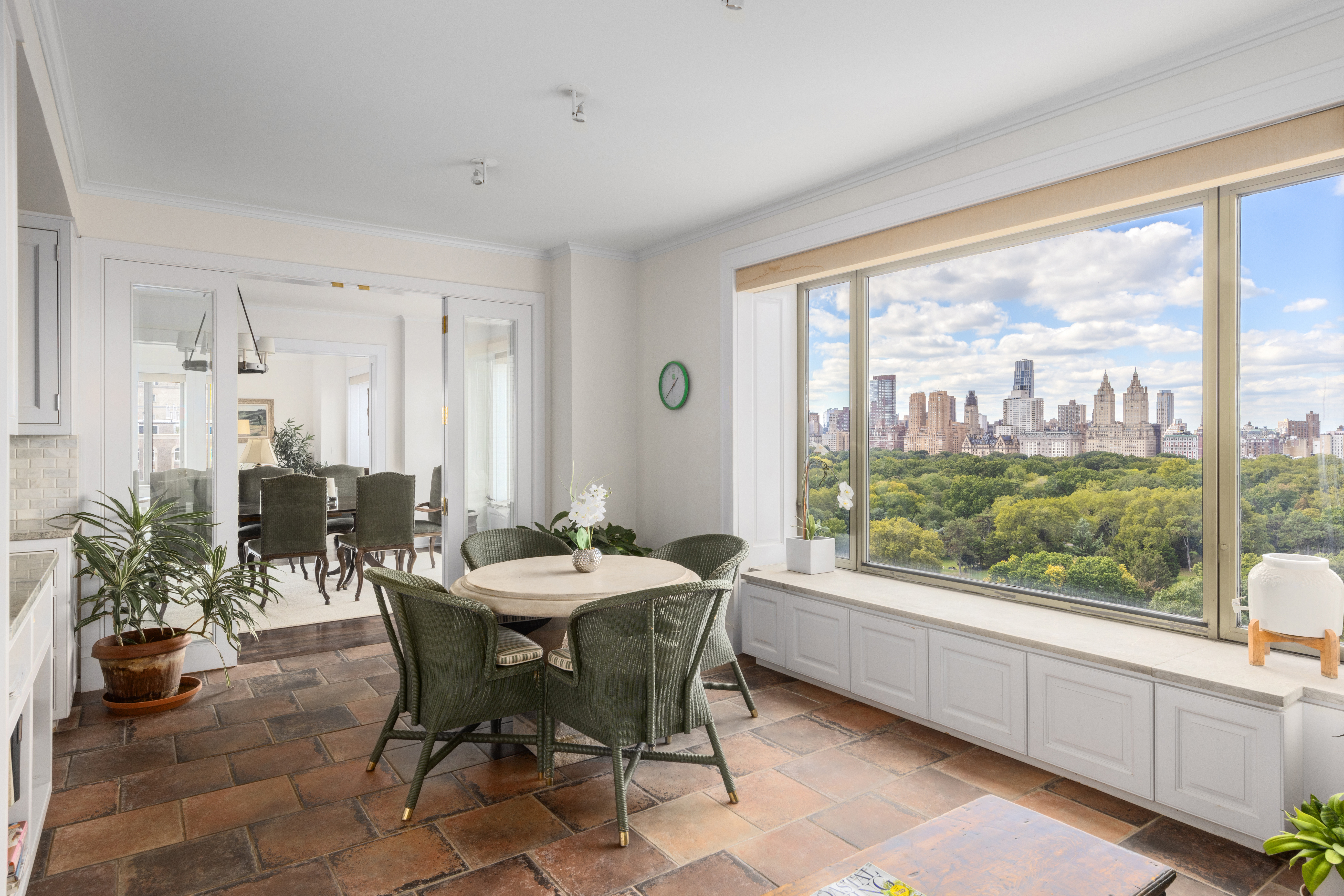 980 5th Avenue, Unit 17A Manhattan, NY 10075 - Photo 7 of 20