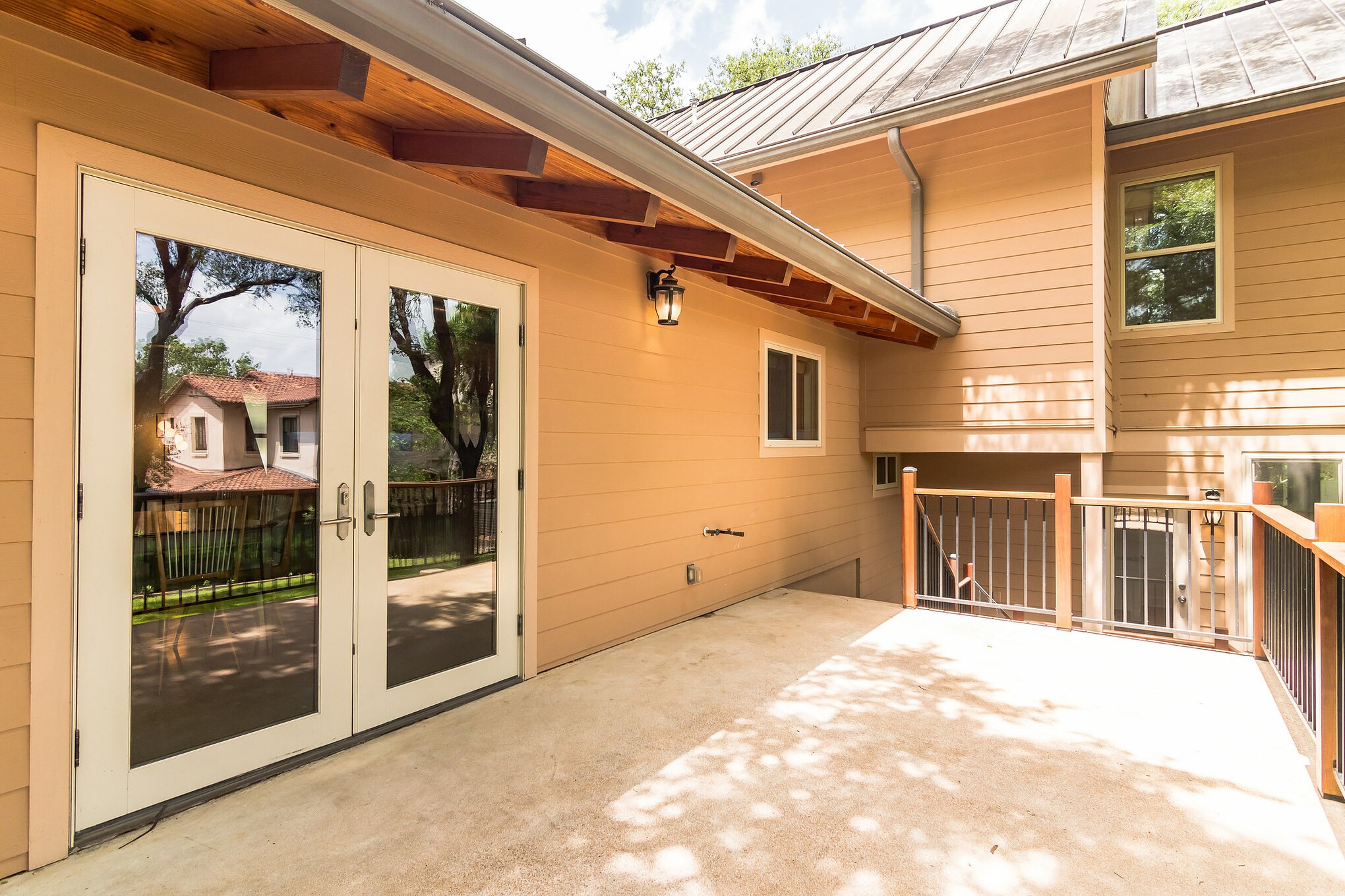 427 Ridgewood Road West Lake Hills, TX 78746 - Photo 34 of 38