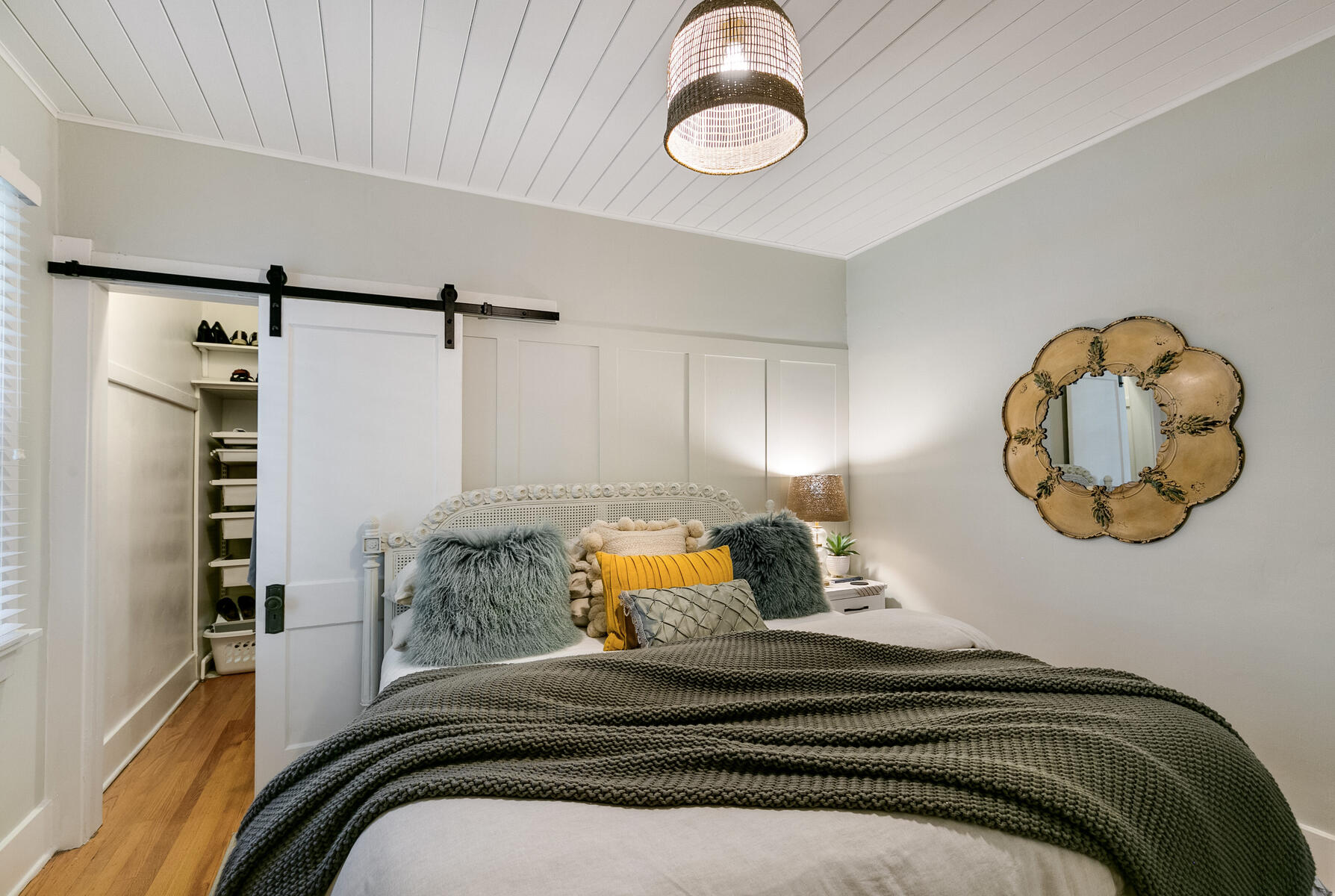 2025 Grape Street Denver, CO 80207 - Photo 11 of 23