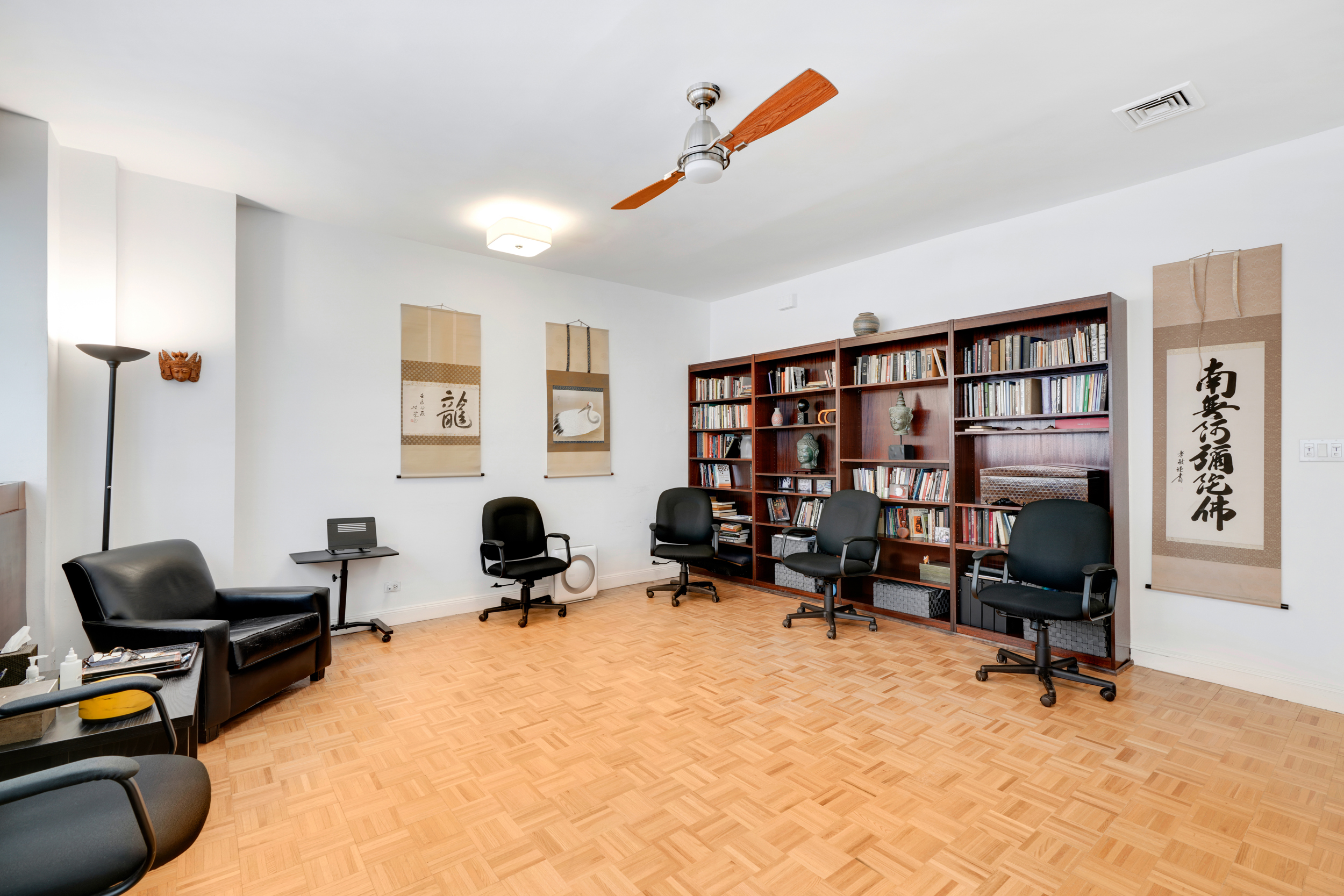 185 West End Avenue, Unit 1J Manhattan, NY 10023 - Photo 2 of 9