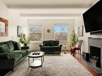 $3,995,000 | 1158 5th Avenue, Unit 4A | Upper East Side