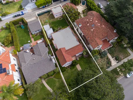 $3,800,000 | 243 Euclid Street, Santa Monica, CA 90402