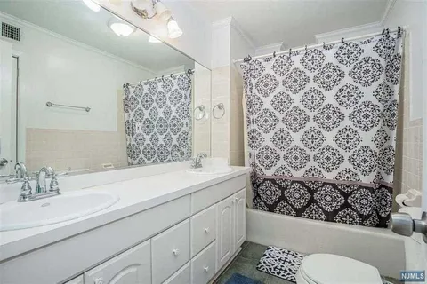 $350,000 | 6405 Boulevard East, Unit B2, West New York, NJ 07093