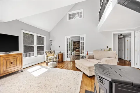 Contact Agent | 18 Cedarledge Villiage, Unit 18, Cohasset, MA 02025