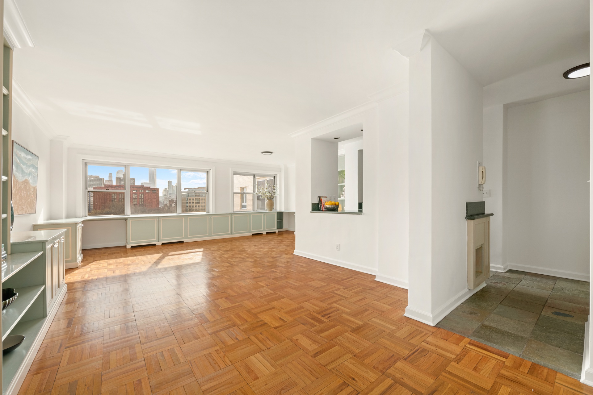 20 East 9th Street, Unit 11M Manhattan, NY 10003 - Photo 3 of 28 a view of an empty room with a window