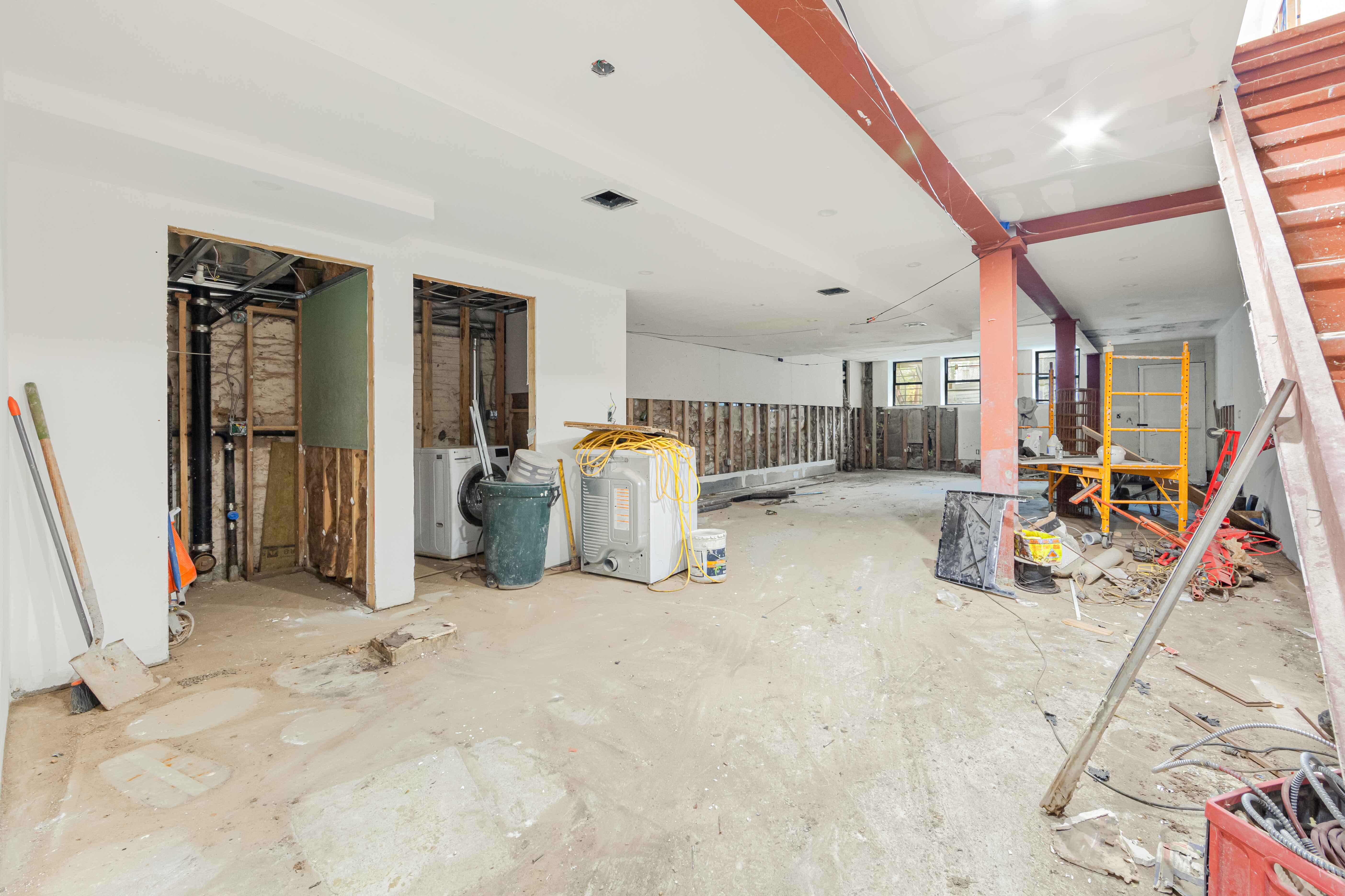913 Lafayette Avenue Brooklyn, NY 11221 - Photo 7 of 19 a view of a room with gym equipment