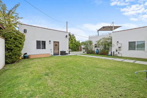 $1,395,000 | 9232 South 8th Avenue, Inglewood, CA 90305