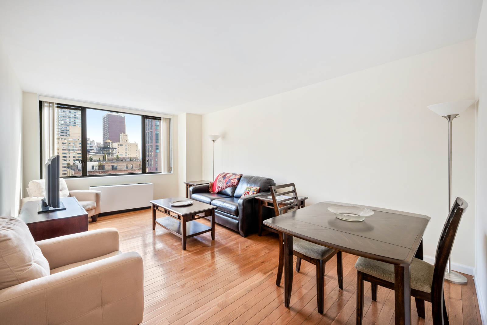 300 East 54th Street, Unit 14B Manhattan, NY 10022 - Photo 1 of 8