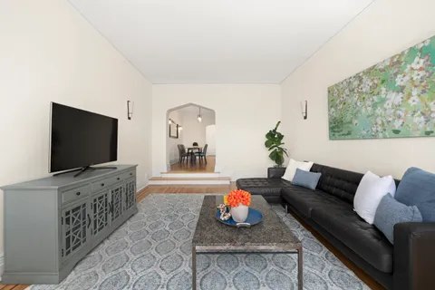 $360,000 | 3875 Waldo Avenue, Unit 6E | Fieldston
