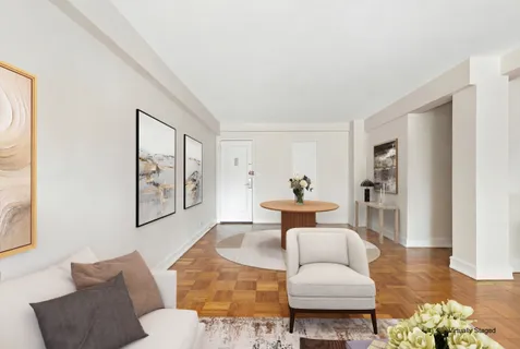 $1,895,000 | 54 West 16th Street, Unit 9B | Flatiron