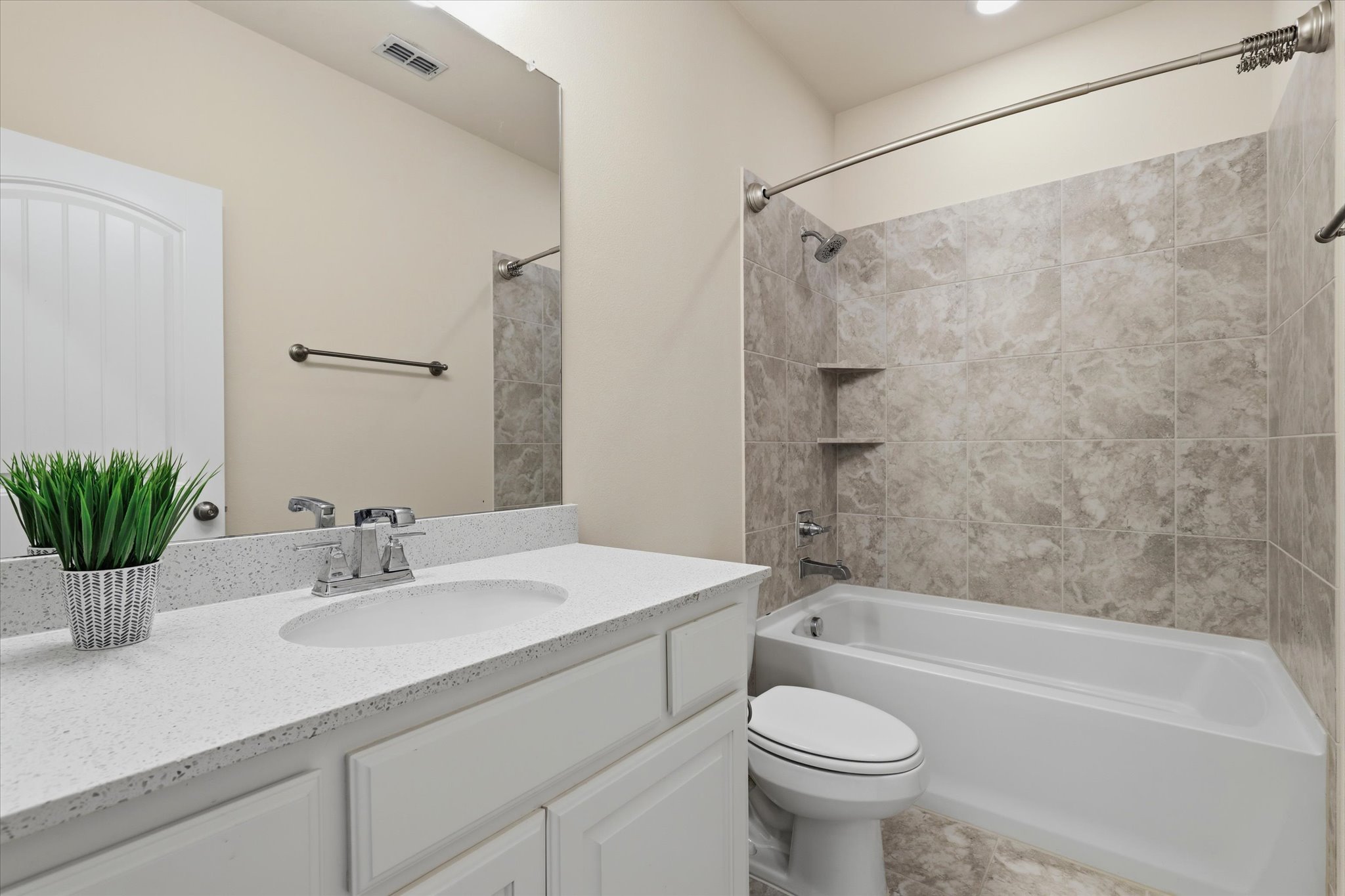 2433 Mare Road Carrollton, TX 75010 - Photo 29 of 41 Gallery Image 29