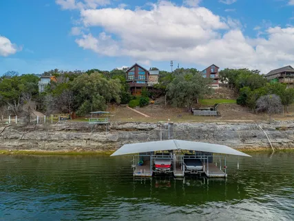 $1,495,000 | 21008 Lakeshore Drive West, Spicewood, TX 78669