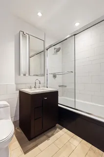 $2,100,000 | 450 East 83rd Street, Unit 8B | Upper East Side