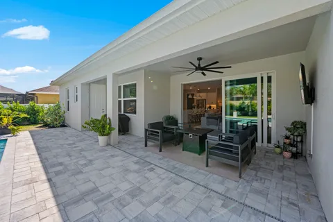 $949,900 | 10581 Woodchuck Lane, Bonita Springs, FL 34135