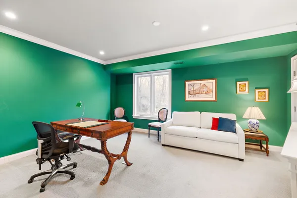 $995,000 | 1702 North Park Drive, Unit 25, Wilmington, DE 19806