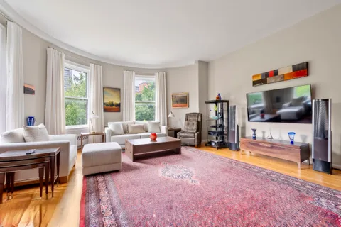 $3,250,000 | 20 Gloucester Street, Unit 3, Boston, MA 02115