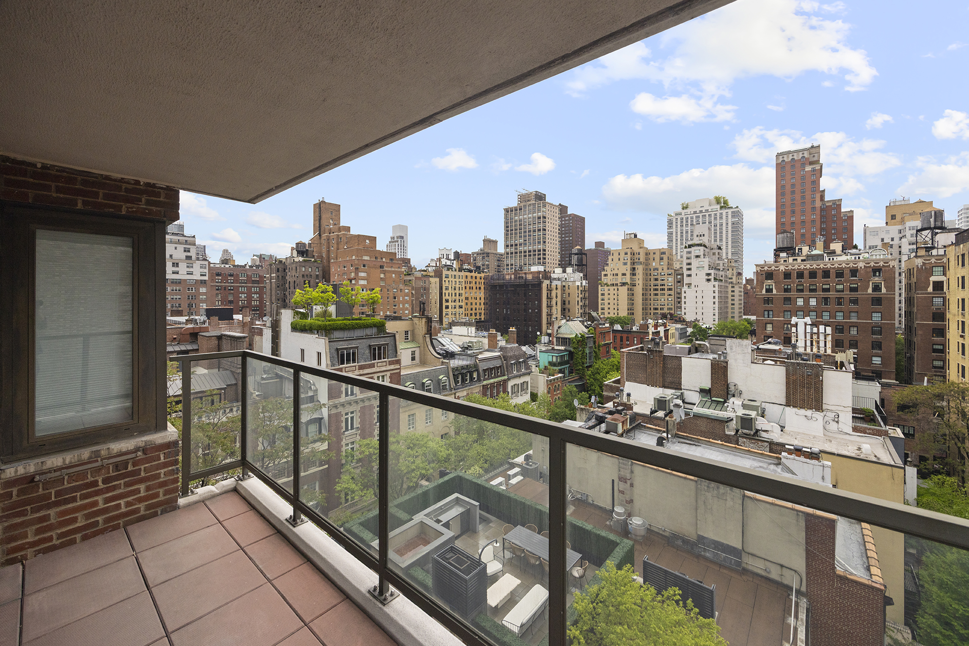 715 Park Avenue, Unit 11E Manhattan, NY 10021 - Photo 4 of 10