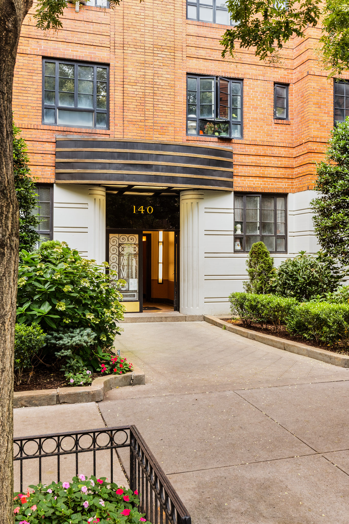 140 8th Avenue, Unit 1N Brooklyn, NY 11215 - Photo 10 of 12