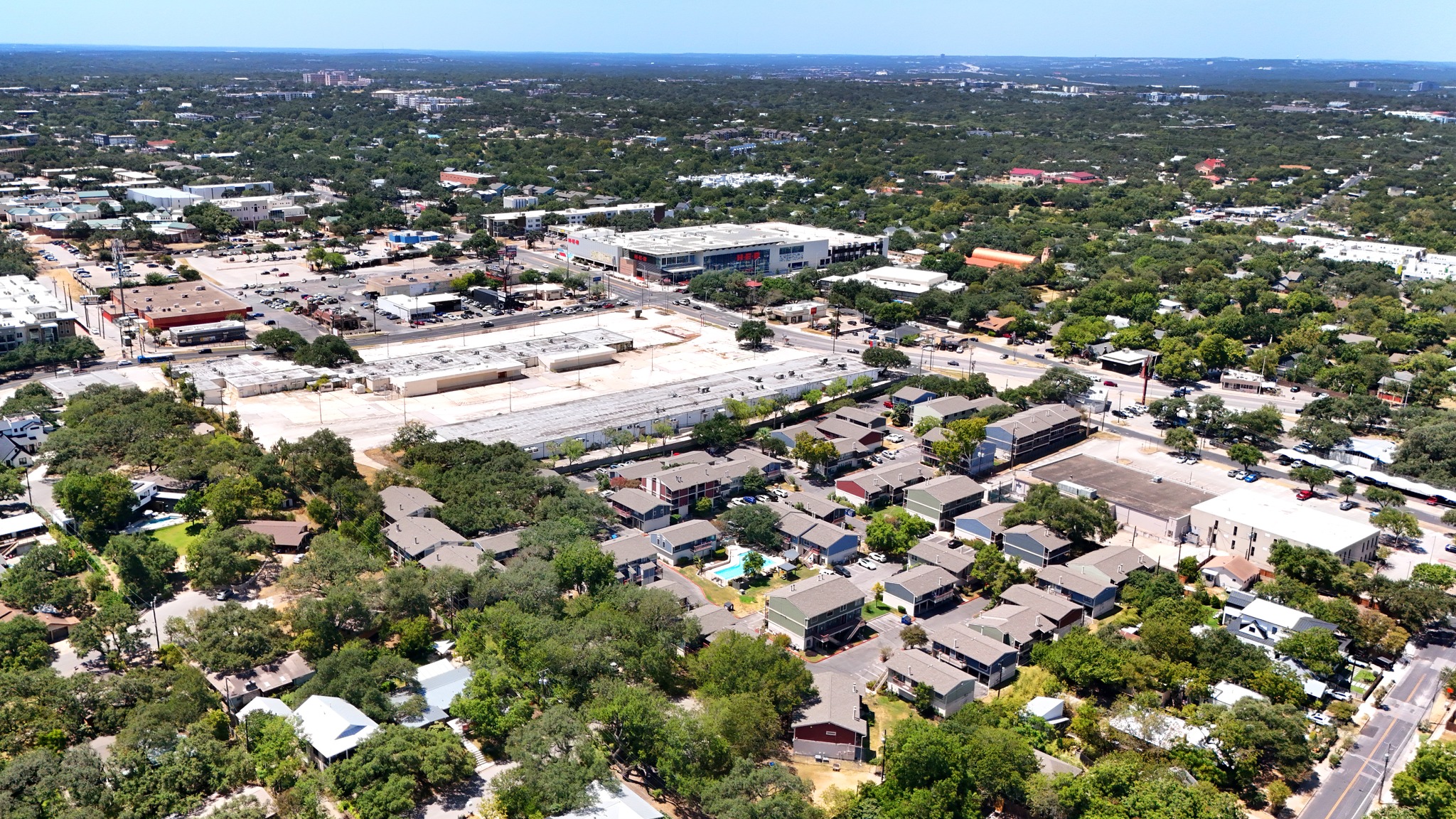 2215 Post Road, Unit 1039 Austin, TX 78704 - Photo 40 of 41 Gallery Image 40