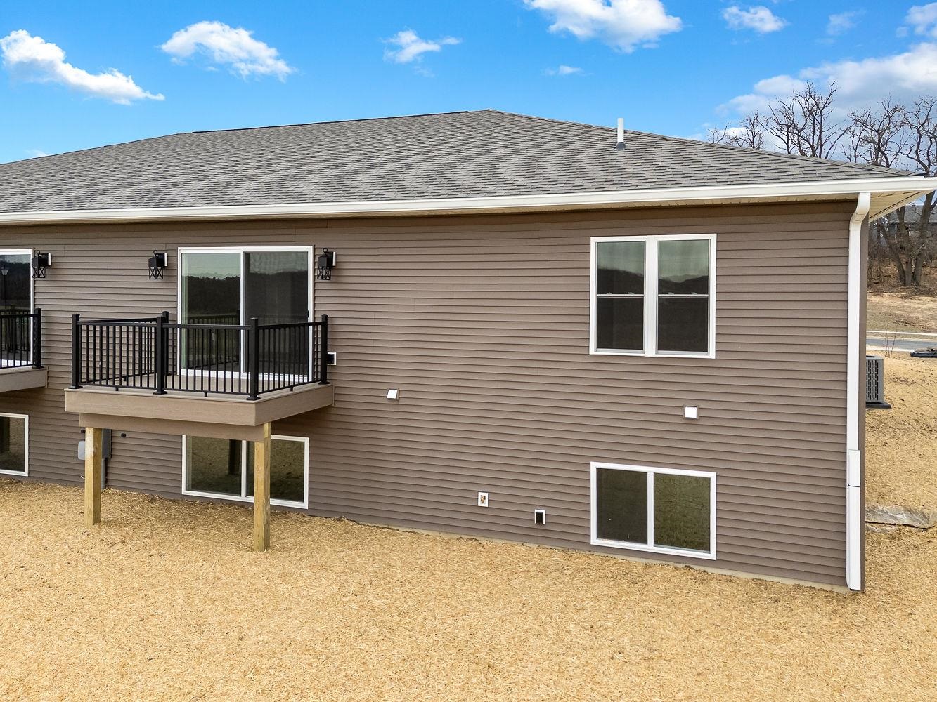 2463 Russell Court Reedsburg, WI 53959 - Photo 2 of 4