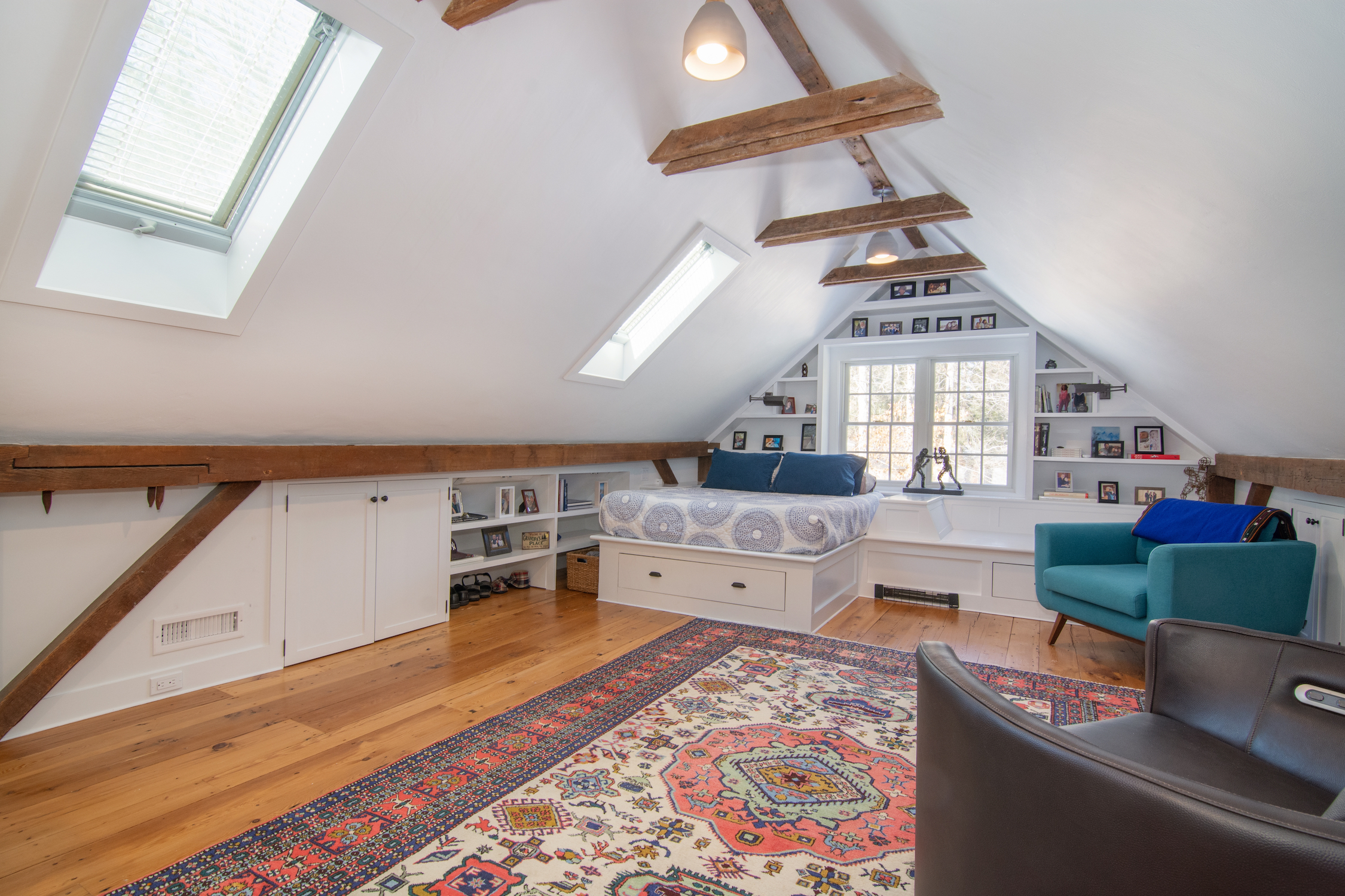 41 Harris Road Katonah, NY 10536 - Photo 29 of 48 a large room with a large window