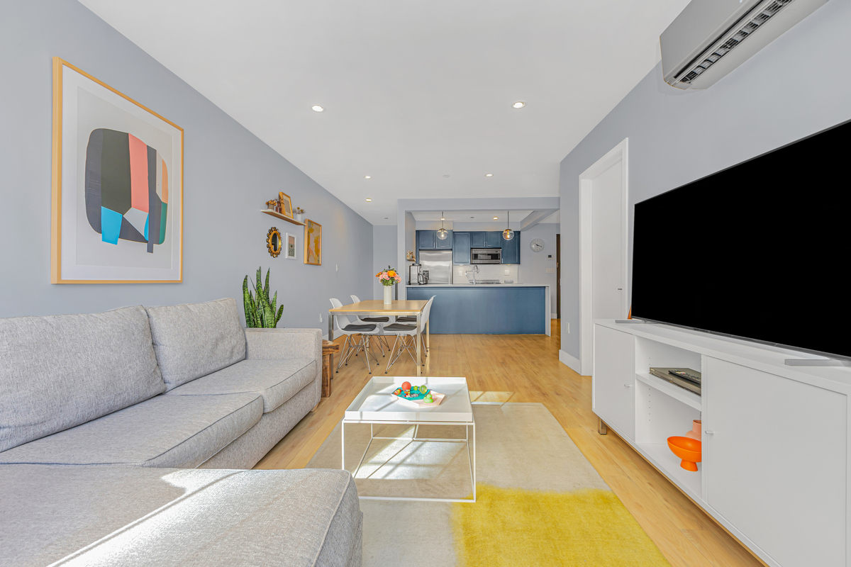 167 Devoe Street, Unit 1B Brooklyn, NY 11211 - Photo 4 of 17