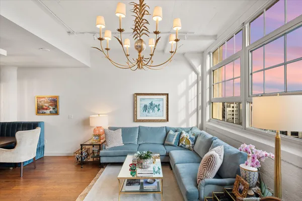 $595,000 | 2600 West 7th Street, Unit 2638, Fort Worth, TX 76107