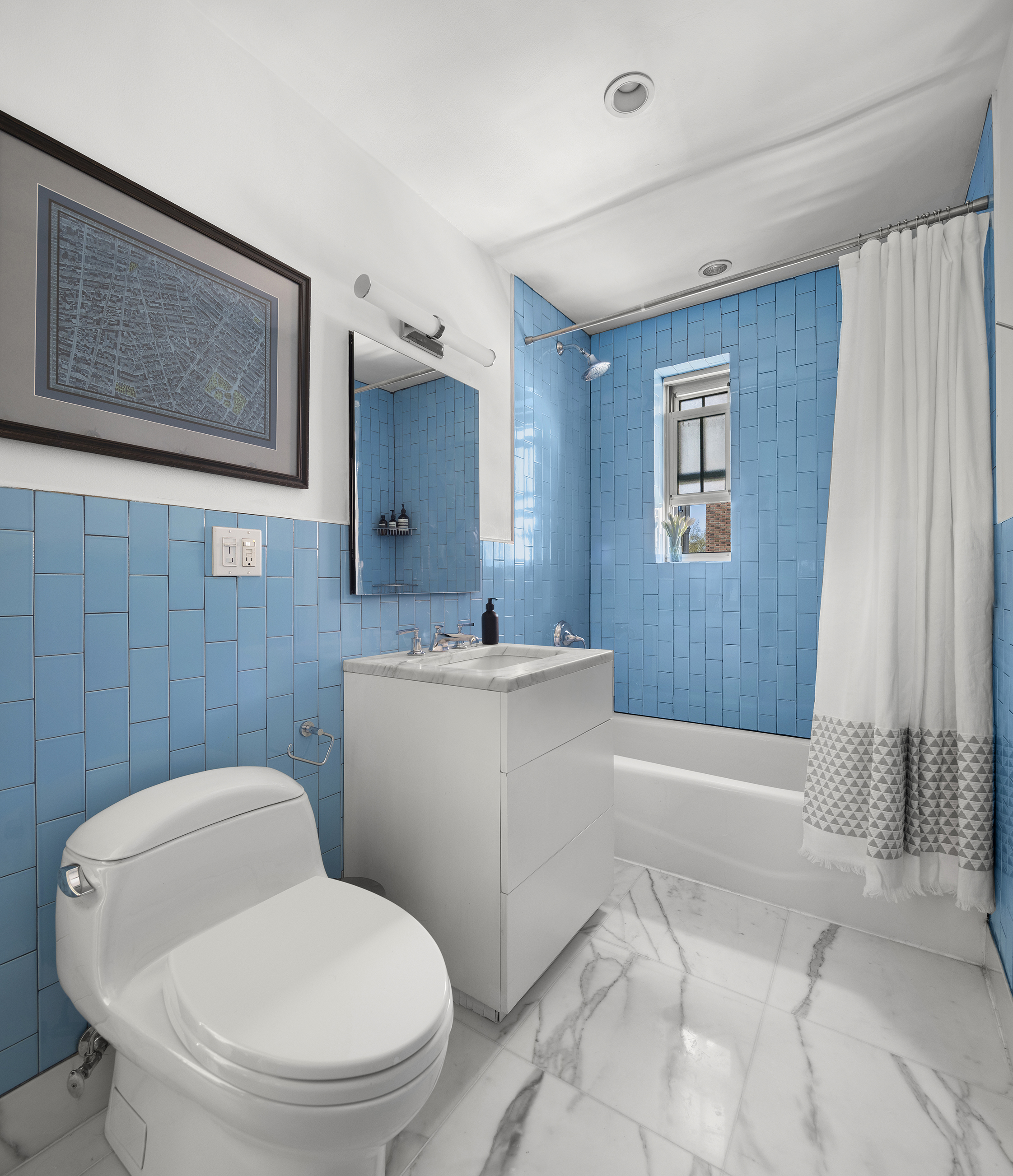 92 Horatio Street, Unit 3A Manhattan, NY 10014 - Photo 8 of 9