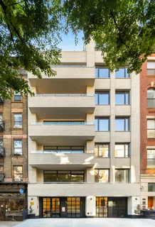 $4,750,000 | 420 East 75th Street, Unit PH | Lenox Hill